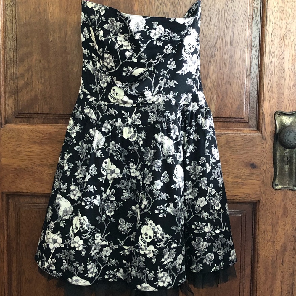 Betsey Johnson strapless petticoat dress, size 2